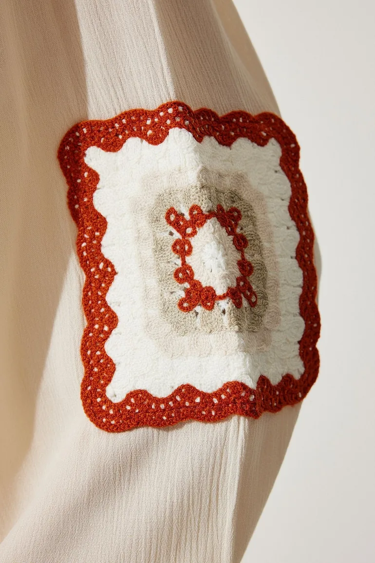 Women's Cream Embroidered Woven Blouse - 6