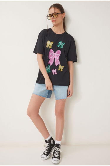 Women's Black Bow Printed Knitted T-Shirt