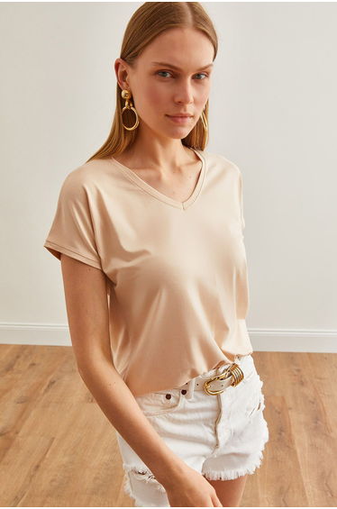 Women's Beige V-Neck Bat Knitted Viscose T-Shirt
