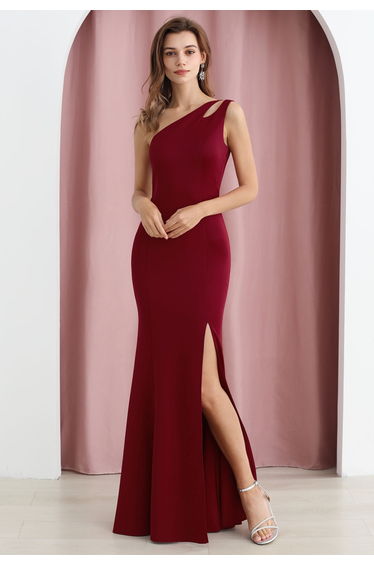 One-Shoulder Dual Strap Mermaid Gown in Burgundy