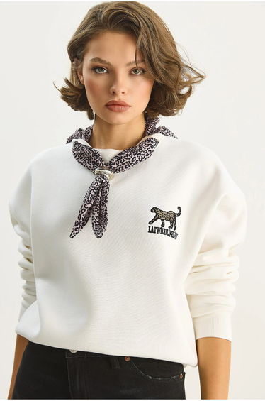 LUCCI Crew Neck Sweatshirt with Print Accessory