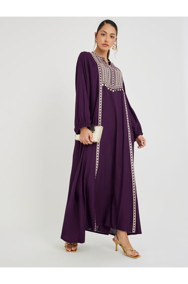 Embroidered Yoke Collared Jalabiya with Sequin Detail
