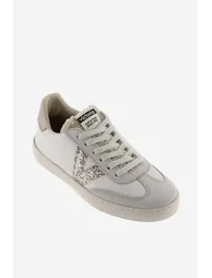 حذاء رياضي (تراينرز) فيكتوريا باللون الأبيض - 1