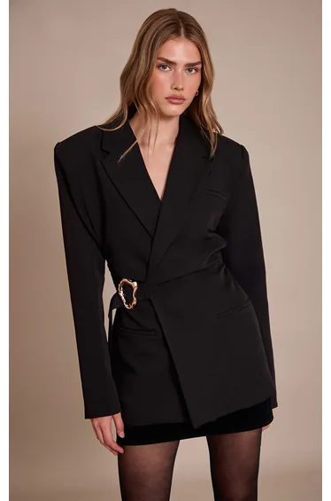 بليزر بحزام - أسود