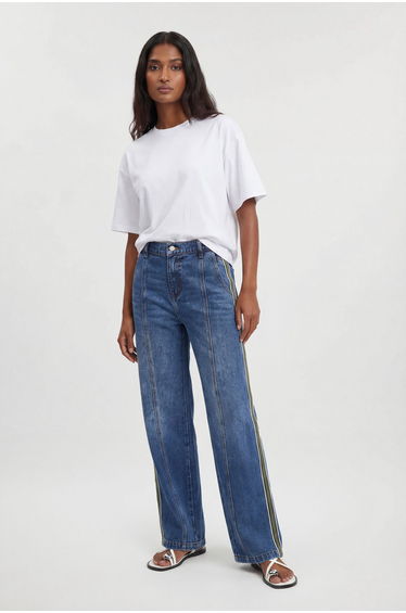 Denim Side Panel Barrel Leg Jean