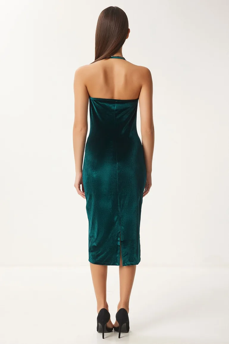 Women's Emerald Green Velvet Mini Dress Happiness Stanbul : Evening Dresses : VogaCloset Oman Women's Emerald Green Velvet Mini Dress Happiness Stanbul : Evening Dresses : VogaCloset Oman