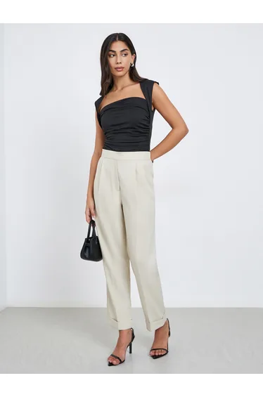 Barrel Fit Tapered Pants with Pleat Detail