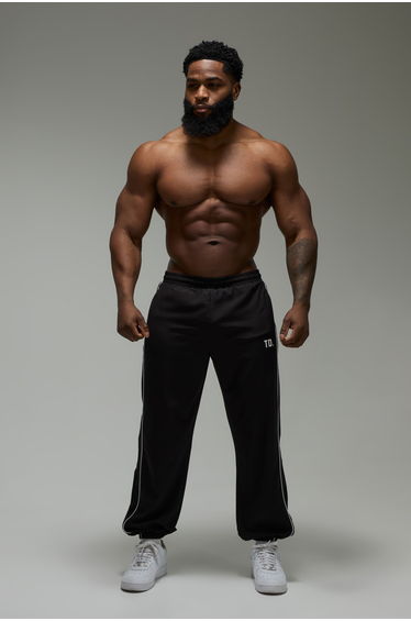Training Dept Regular Fit Cuffed Woven Joggers - black