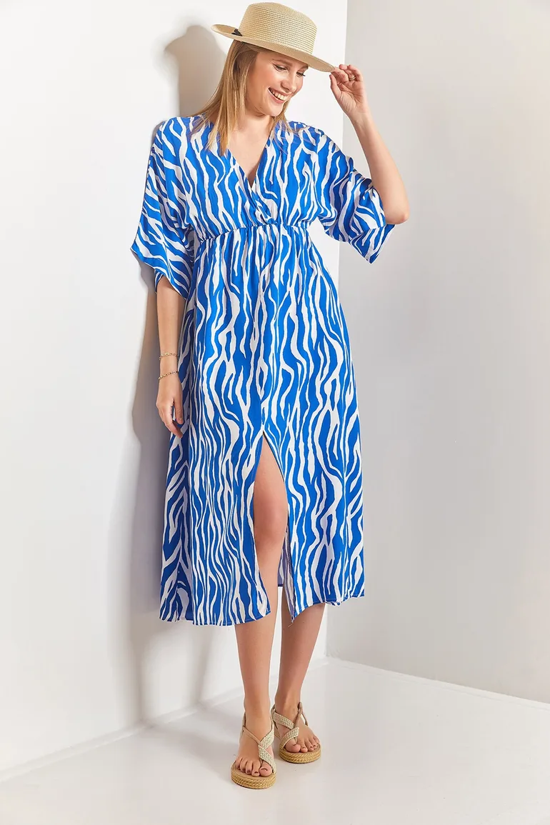 Women's Double Breasted Neck Patterned Flared Dress