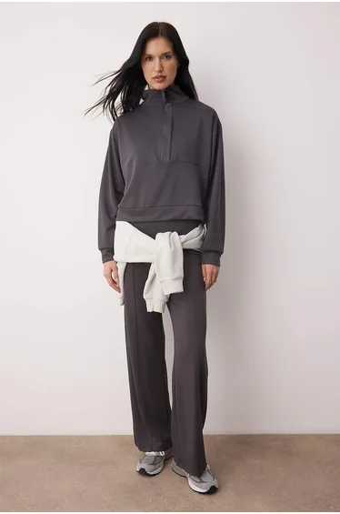 Anthracite regular/normal fit soft fabric knitted top and bottom set