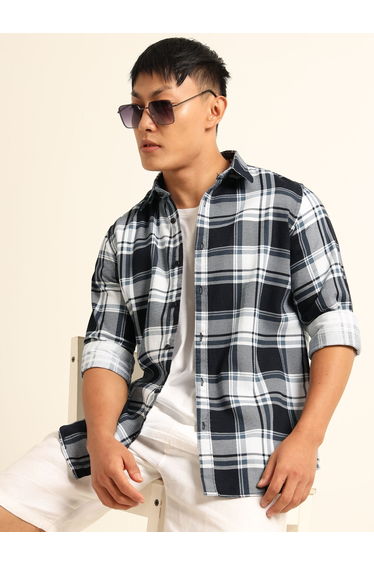 Men Black Checked Spread Collar Shirt