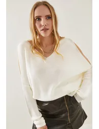 Women's Ecru V-Neck Decollete Loose Knitwear Blouse - 2