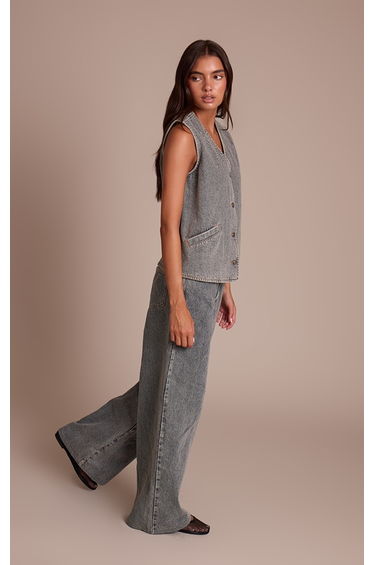 Vintage Mid Waist Straight Leg Jeans