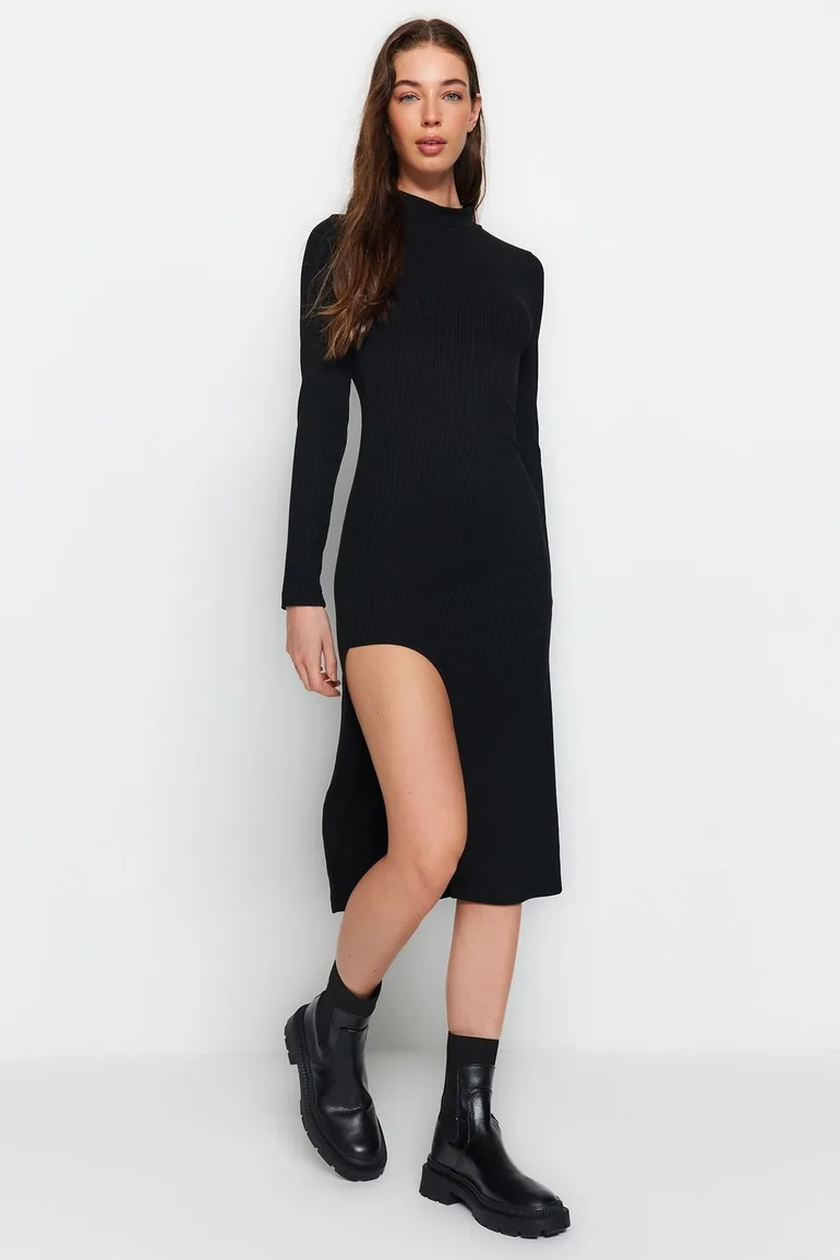Black Bodycon Midi Dress with Long Sleeves