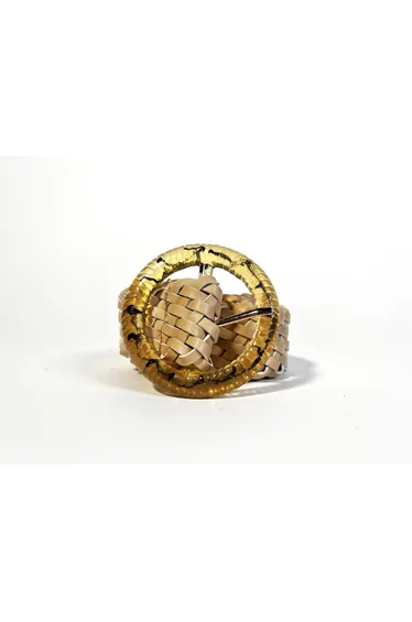 حزام لون كريمي 