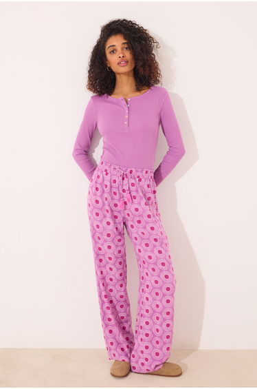 Long viscose trouser with geometric print