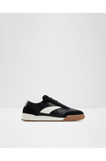 Clubmtl / Sneakers