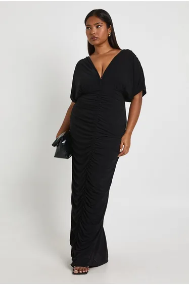 فستان بوهو أسود بقصة مستقيمة- للمقاسات الكبيرة