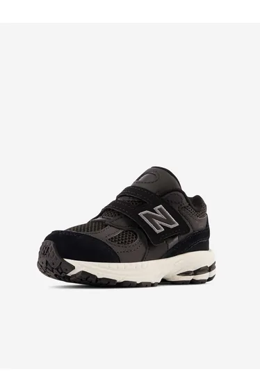 حذاء رياضي (تراينرز) نيو بالانس باللون الأسود