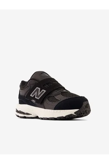 حذاء رياضي (تراينرز) نيو بالانس باللون الأسود