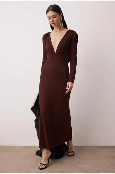 Brown knitted maxi dress with back detail and lining