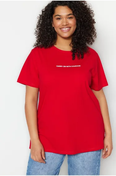 Plus Size T-Shirt - Red - Relaxed fit