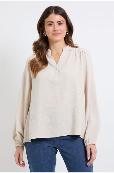 Scallop Trim Gathered Raglan Top