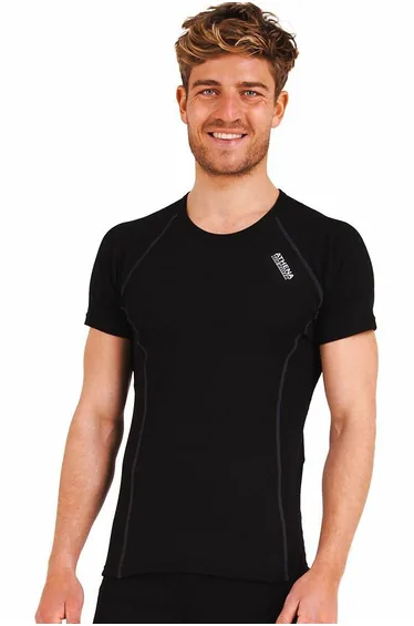 تيشيرت حراري بأكمام قصيرة