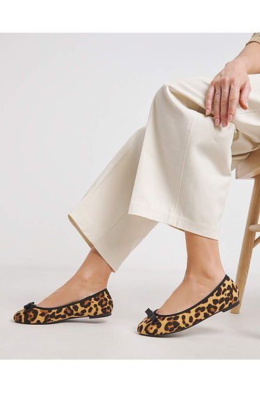Classic Ballerina Bow Shoe Wide