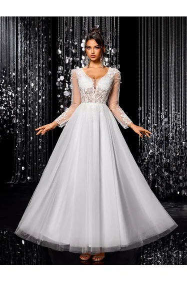 فستان بتصميم بشكل A بأكتاف مكشوفة بتطريز - أبيض