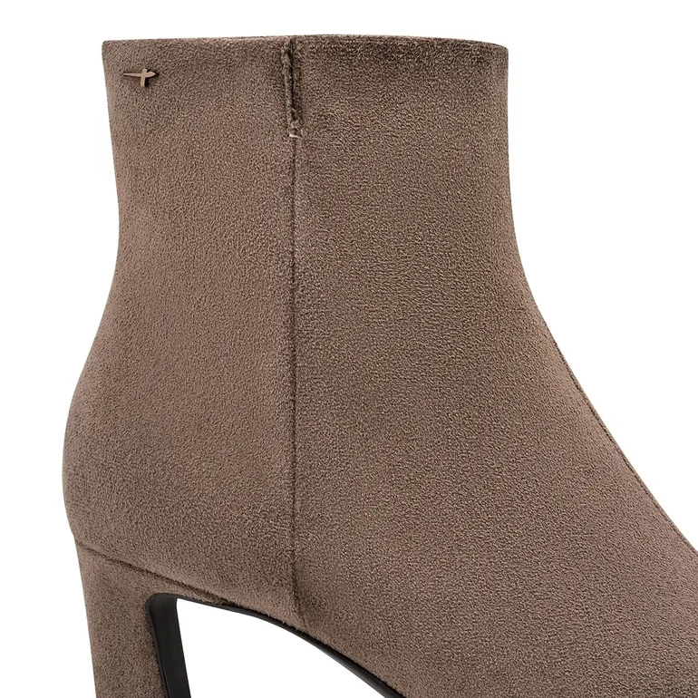 Pointed Ankle Boots - 3