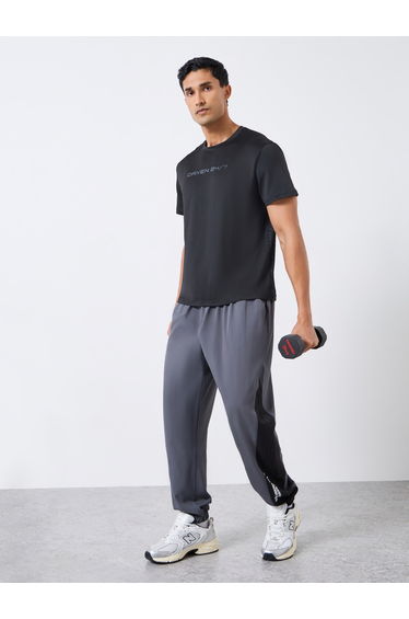 Men Black Relaxed Fit Printed T-Shirt