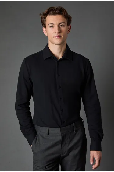 قميص بيرتن أسود بأكمام طويلة