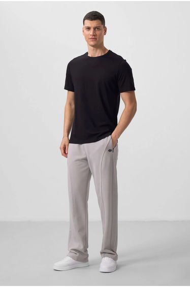 TOMMY Comfort Fit Crew Neck T-Shirt