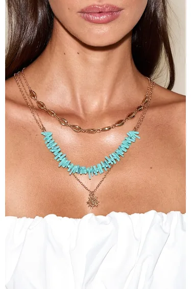 قلادة بريتي ليتل ثينق باللون الأزرق