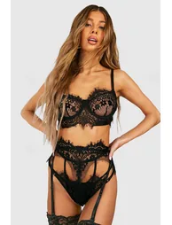 Valentine's Crotchless Eyelash Lace Bralette Suspender And Thong Set