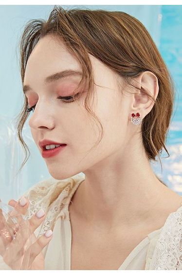 Heartbeat Red Bow Rhinestones Wreath Earrings