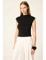 STAND-UP COLLAR BASIC T-SHIRT - 2
