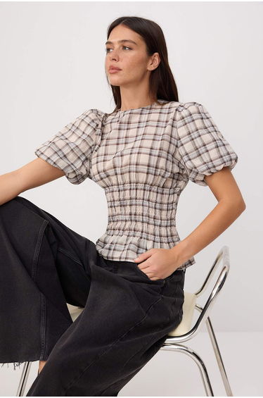 Beige Plaid Gipeli Balloon Sleeve Fitted Woven Blouse