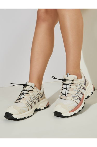 Textured Color Block Web Design Sneakers
