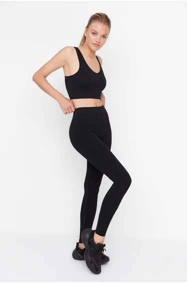 Sports Leggings - Black - High Waist