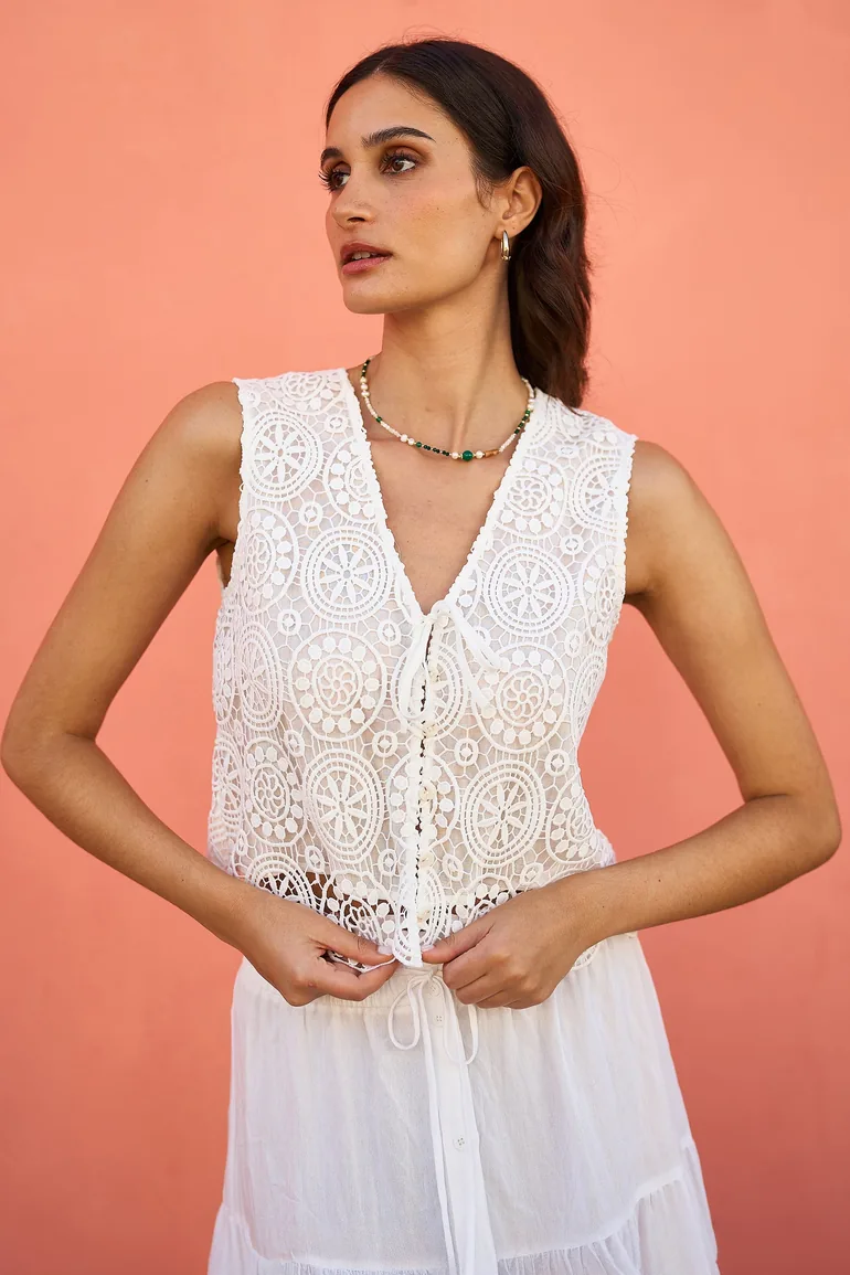 Yumi White Crochet Lace Tie Waistcoat - 2