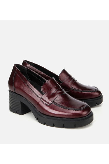 Women's Patent Leather Burgundy Heeled Classic Loafer