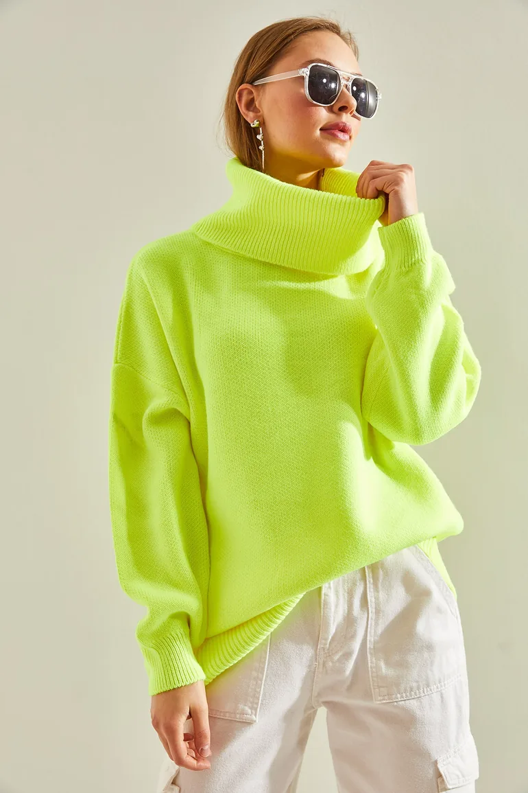 Women's Turtleneck Oversize Knitwear Sweater - 3
