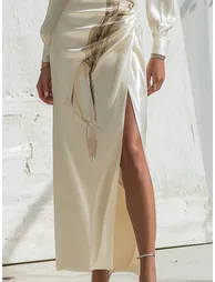 فستان ماكسي بكسرات بطبعة بأكمام طويلة بياقة دائرية بفتحة جانبية بأزهار - 3