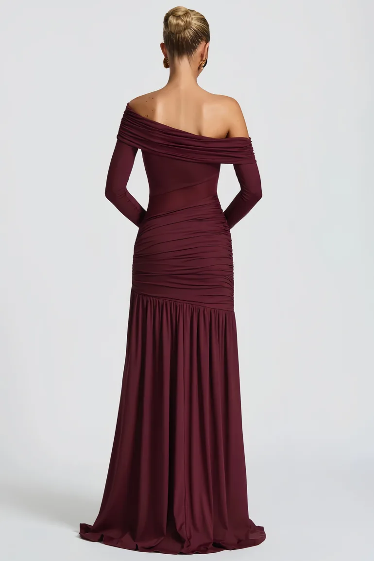 Anastasia Burgundy One Shoulder Gathered Maxi Dress Miss Rosier Red :  Evening Dresses : VogaCloset Jordan