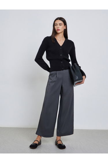 Black Ribbed Knit Buttoned Sweater