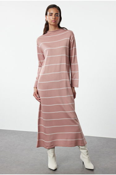 Dusty Rose Stand Collar Striped Knitted Hijab Dress