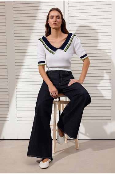Ecru Color Block Collar and Sleeve Detailed Knitwear Blouse