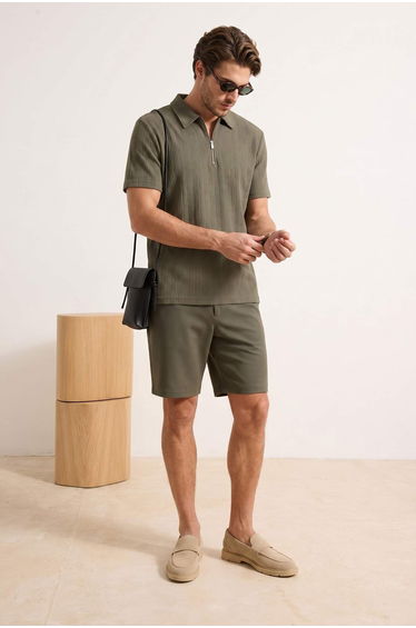 Khaki Regular Polo Collar Plain Polo Collar T-Shirt
